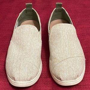 TOMS Toffee Micro Crosshatch Slide-Ons LIKE NEW!!